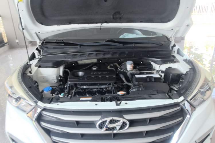 Used Hyundai ix25 2017 1.6L Automatic Smart Version Engine Bay