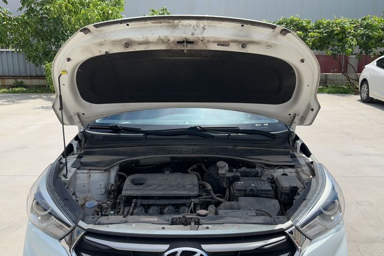 Used Hyundai ix25 2017 1.6L Automatic Smart Version Engine Bay