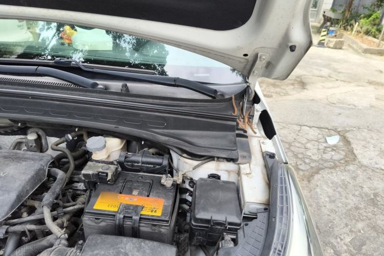Used Hyundai ix25 2017 1.6L Automatic Smart Version Engine Bay Left