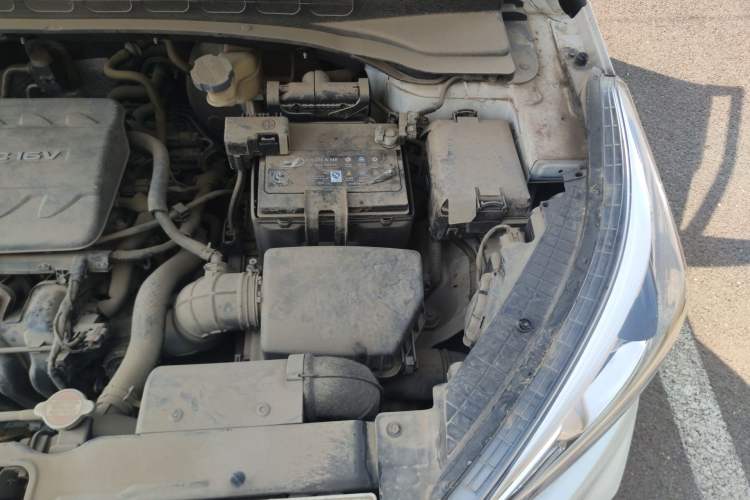Used Hyundai ix25 2017 1.6L Automatic Smart Version Engine Bay Left