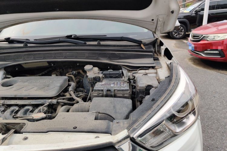 Used Hyundai ix25 2017 1.6L Automatic Smart Version Engine Bay Left