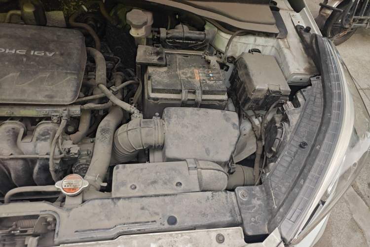 Used Hyundai ix25 2017 1.6L Automatic Smart Version Engine Bay Left