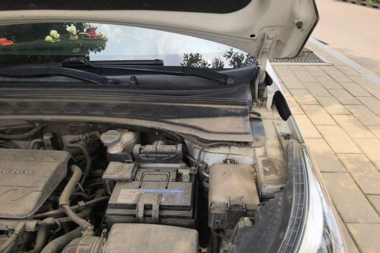 Used Hyundai ix25 2017 1.6L Automatic Smart Version Engine Bay Left