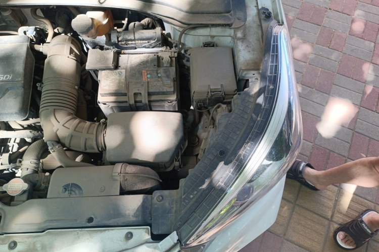 Used Hyundai ix25 2017 1.4T Automatic Smart Version Engine Bay Left