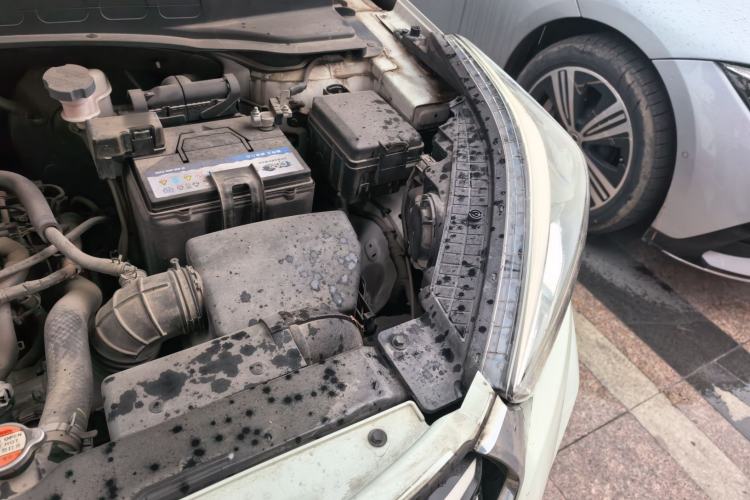 Used Hyundai ix25 2017 1.6L Automatic Smart Version Engine Bay Left