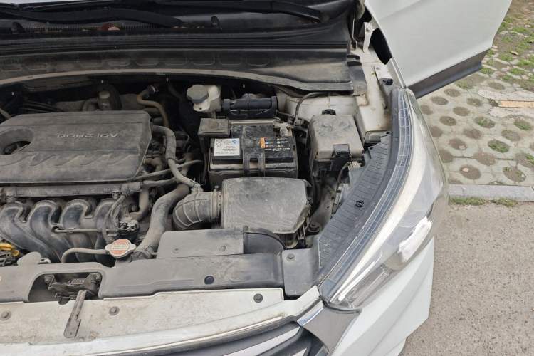 Used Hyundai ix25 2017 1.6L Automatic Smart Version Engine Bay Left