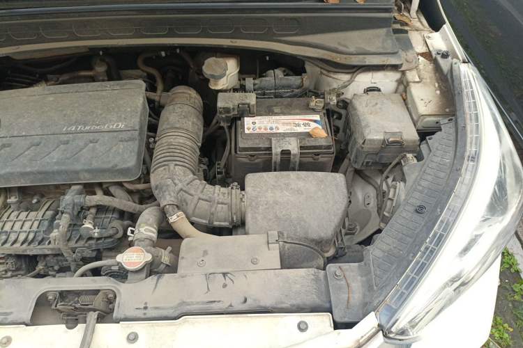 Used Hyundai ix25 2017 1.4T Automatic Smart Version Engine Bay Left