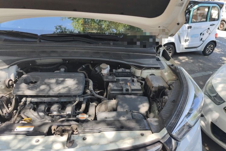 Used Hyundai ix25 2017 1.6L Automatic Smart Version Engine Bay Left