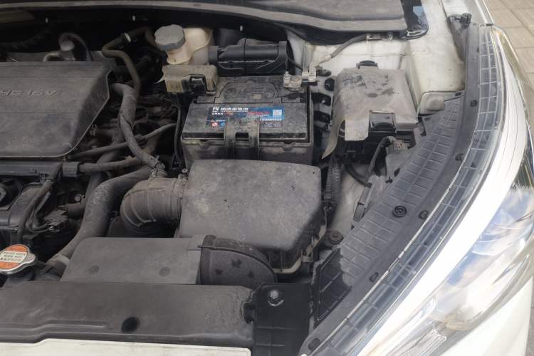 Used Hyundai ix25 2017 1.6L Automatic Smart Version Engine Bay Left
