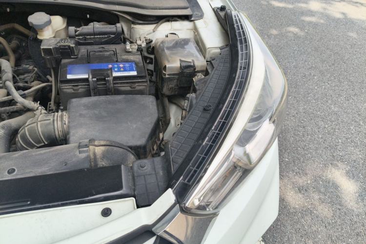 Used Hyundai ix25 2017 1.6L Automatic Smart Version Engine Bay Left