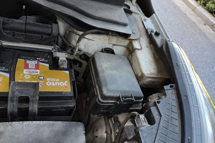 Used Hyundai ix25 2017 1.6L Automatic Smart Version Engine Bay Left