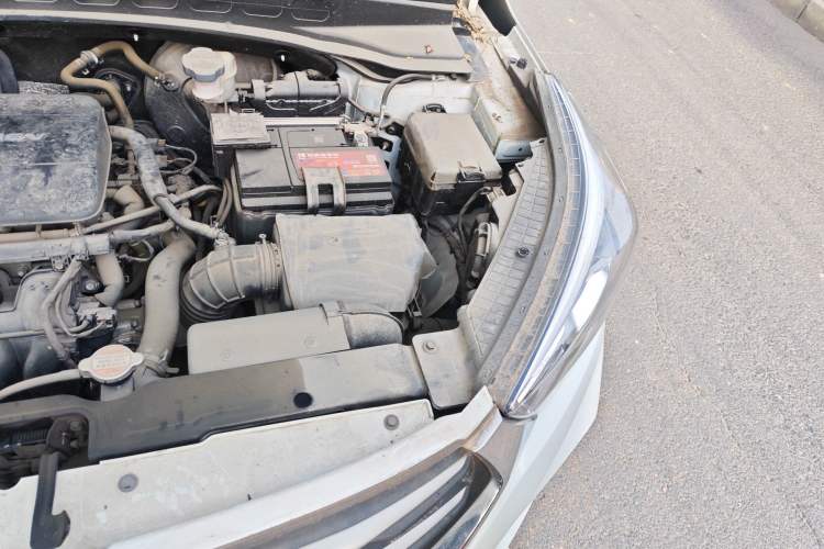 Used Hyundai ix25 2017 1.6L Automatic Smart Version Engine Bay Left