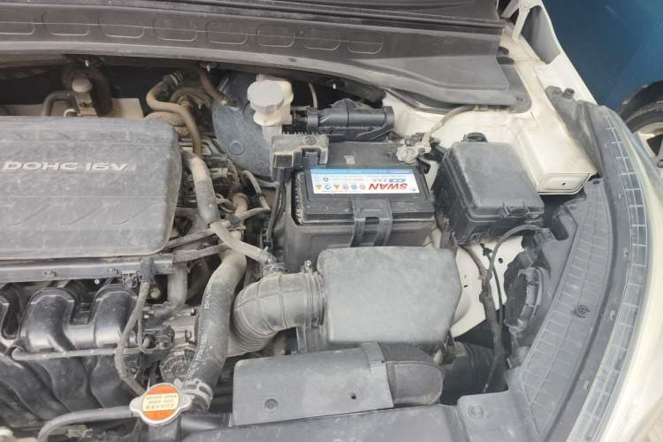 Used Hyundai ix25 2017 1.6L Automatic Smart Version Engine Bay Left