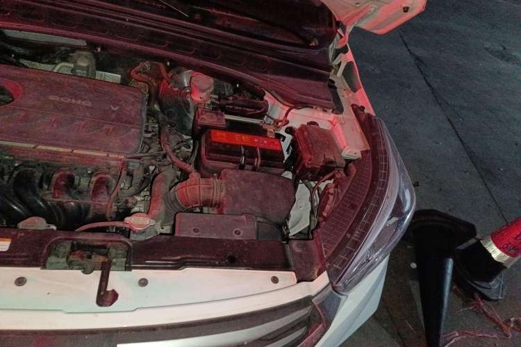 Used Hyundai ix25 2017 1.6L Automatic Smart Version Engine Bay Left