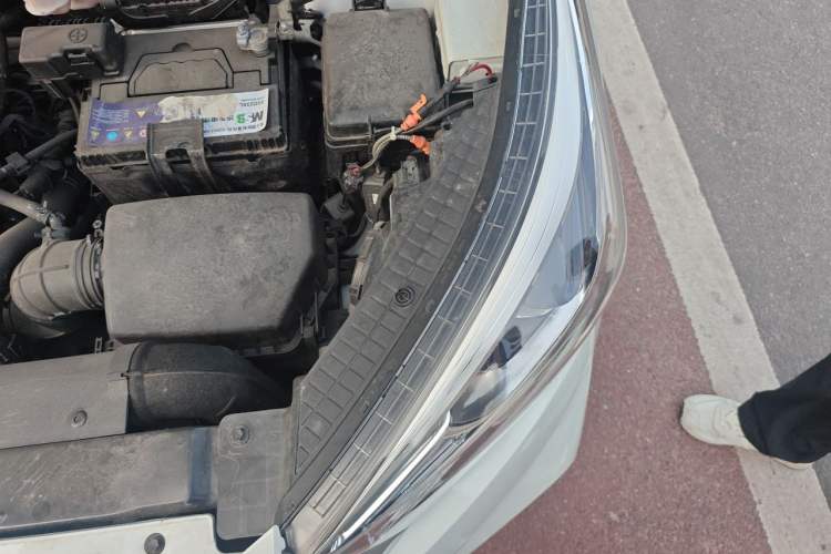 Used Hyundai ix25 2017 1.6L Automatic Smart Version Engine Bay Left