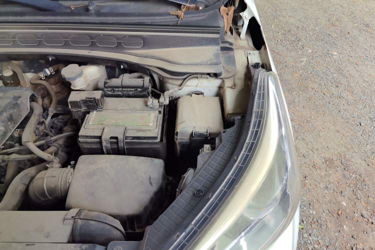 Used Hyundai ix25 2017 1.6L Automatic Smart Version Engine Bay Left