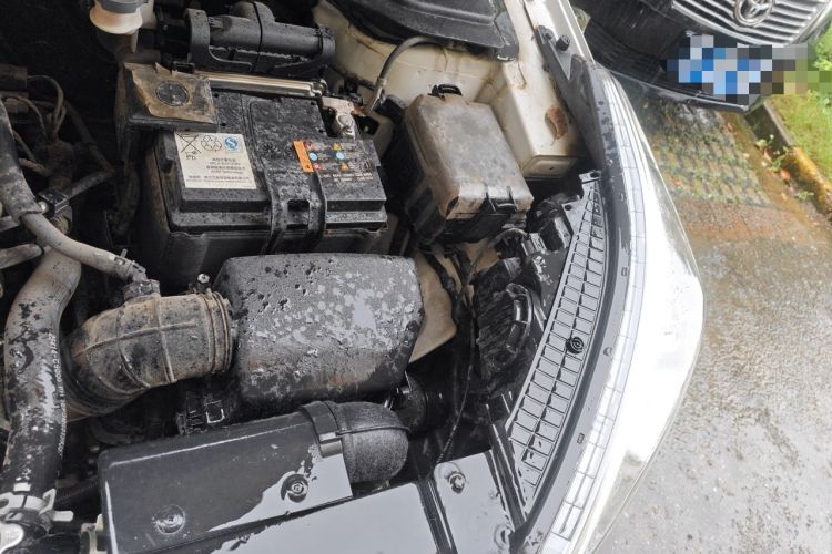 Used Hyundai ix25 2017 1.6L Automatic Smart Version Engine Bay Left