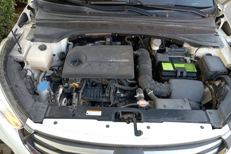 Used Hyundai ix25 2017 1.4T Automatic Smart Version Engine Bay