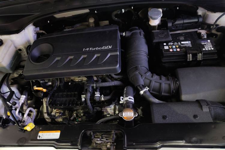 Used Hyundai ix25 2017 1.4T Automatic Smart Version Engine Bay