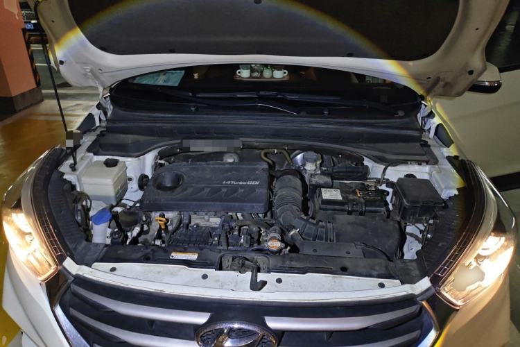 Used Hyundai ix25 2017 1.4T Automatic Smart Version Engine Bay