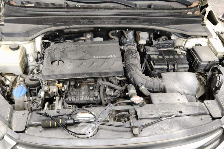 Used Hyundai ix25 2017 1.4T Automatic Smart Version Engine Bay