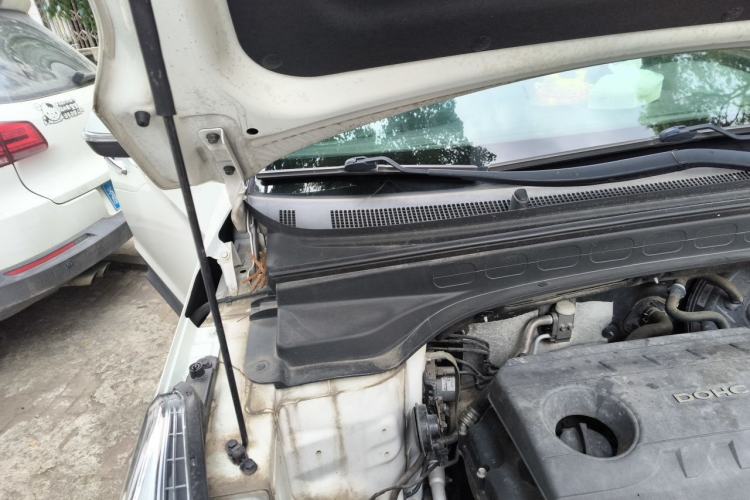 Used Hyundai ix25 2017 1.6L Automatic Smart Version Engine Bay Right