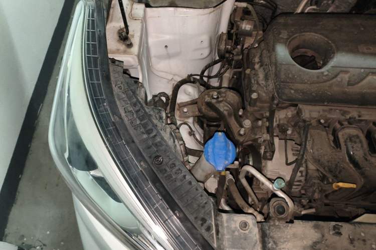 Used Hyundai ix25 2017 1.6L Automatic Smart Version Engine Bay Right