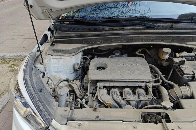 Used Hyundai ix25 2017 1.6L Automatic Smart Version Engine Bay Right