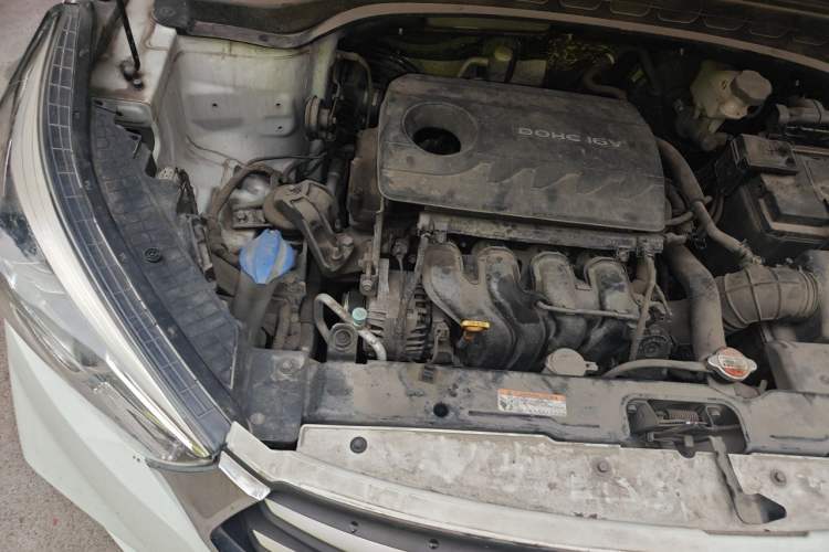 Used Hyundai ix25 2017 1.6L Automatic Smart Version Engine Bay Right