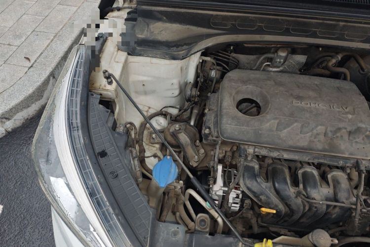Used Hyundai ix25 2017 1.6L Automatic Smart Version Engine Bay Right