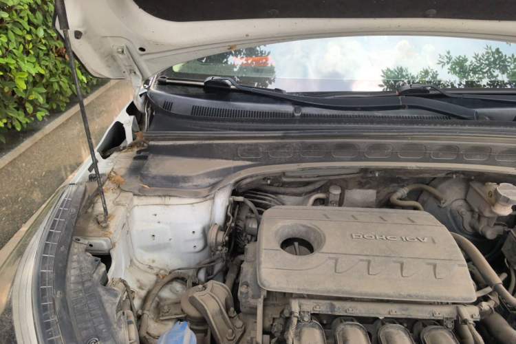 Used Hyundai ix25 2017 1.6L Automatic Smart Version Engine Bay Right