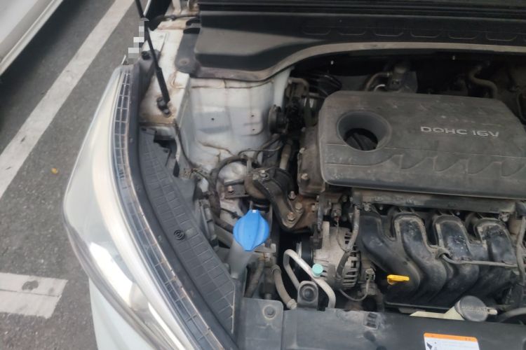 Used Hyundai ix25 2017 1.6L Automatic Smart Version Engine Bay Right