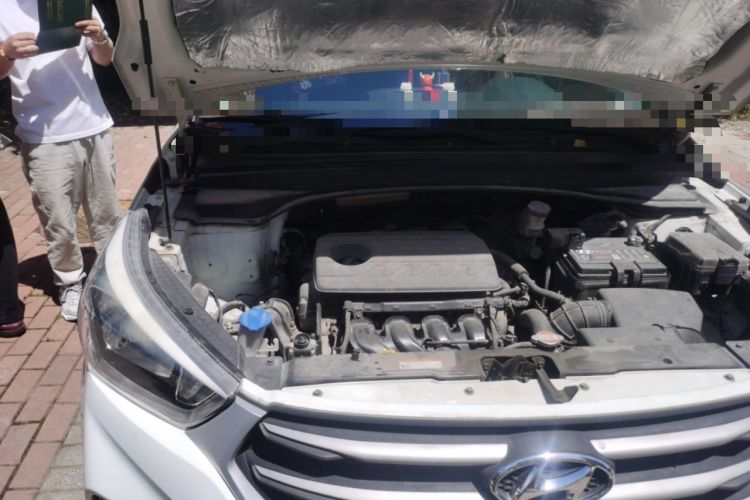 Used Hyundai ix25 2017 1.6L Manual Fashion Model Engine Bay Right