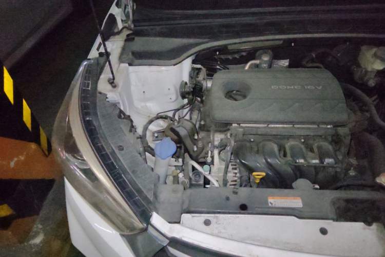Used Hyundai ix25 2017 1.6L Automatic Smart Version Engine Bay Right