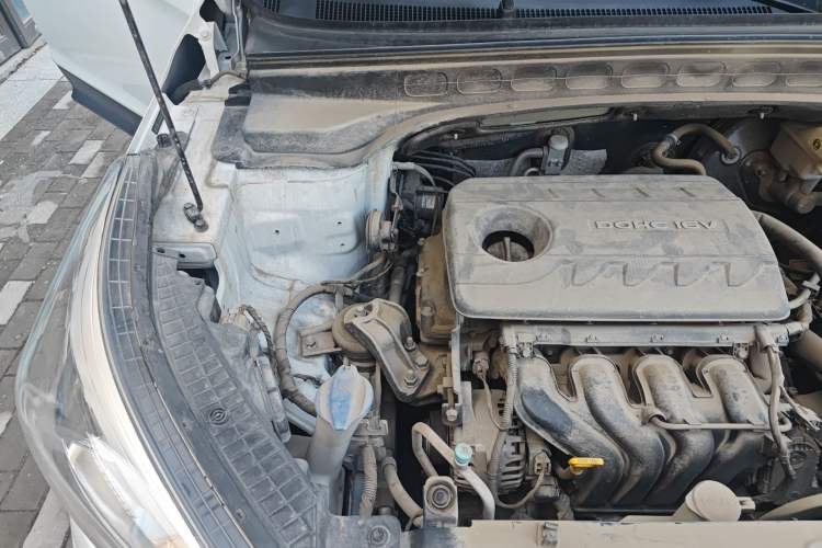 Used Hyundai ix25 2017 1.6L Automatic Smart Version Engine Bay Right