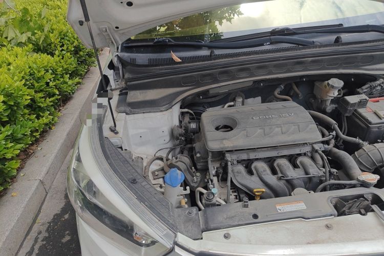 Used Hyundai ix25 2017 1.6L Manual Fashion Model Engine Bay Right