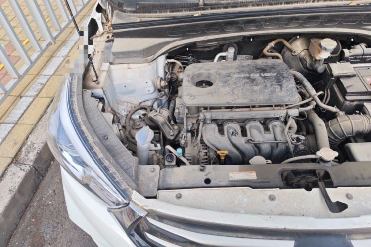 Used Hyundai ix25 2017 1.6L Automatic Smart Version Engine Bay Right