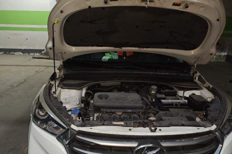 Used Hyundai ix25 2017 1.6L Automatic Smart Version Engine Bay Right