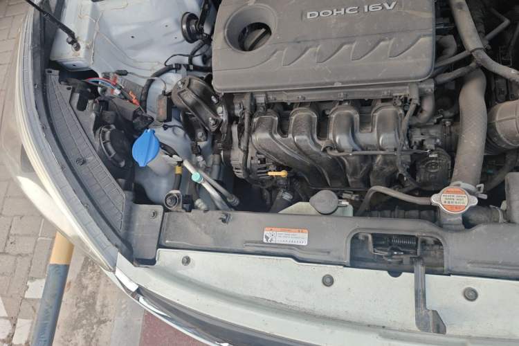 Used Hyundai ix25 2017 1.6L Automatic Smart Version Engine Bay Right