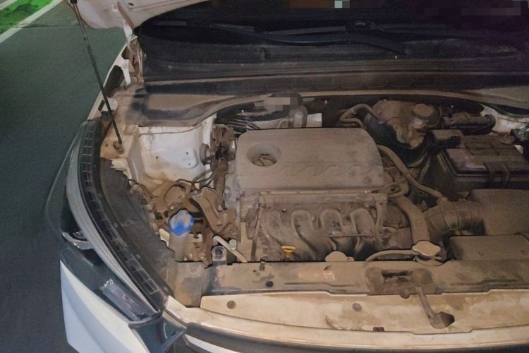 Used Hyundai ix25 2017 1.6L Automatic Smart Version Engine Bay Right