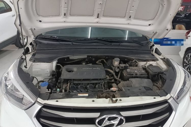 Used Hyundai ix25 2017 1.6L Manual Fashion Model Engine Bay