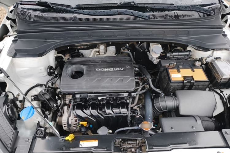 Used Hyundai ix25 2017 1.6L Automatic Smart Version Engine Bay