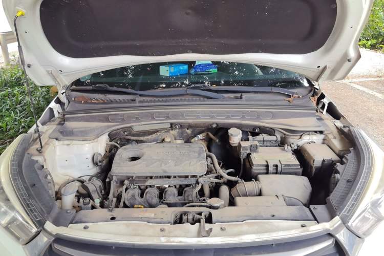 Used Hyundai ix25 2017 1.6L Automatic Smart Version Engine Bay