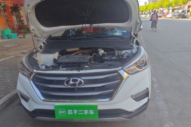 Used Hyundai ix25 2017 1.6L Automatic Smart Version Engine Bay