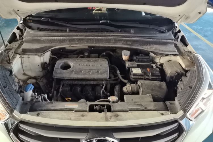 Used Hyundai ix25 2017 1.6L Automatic Smart Version Engine Bay