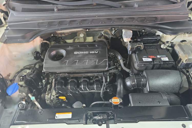 Used Hyundai ix25 2017 1.6L Automatic Smart Version Engine Bay