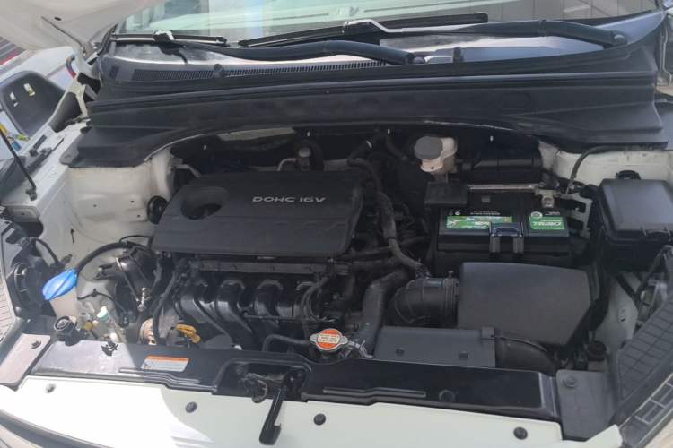 Used Hyundai ix25 2017 1.6L Automatic Smart Version Engine Bay