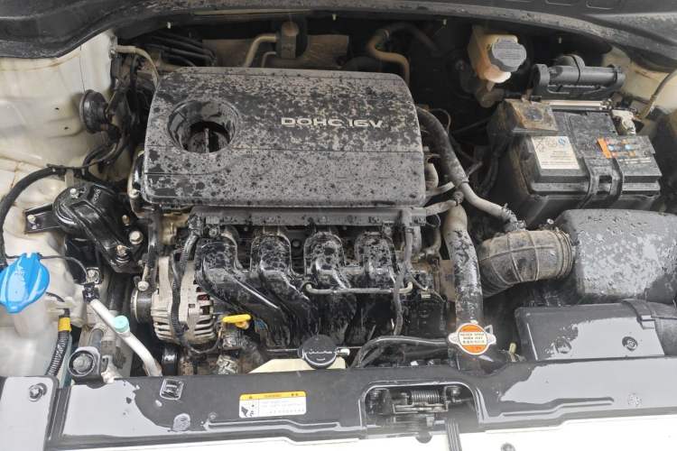 Used Hyundai ix25 2017 1.6L Automatic Smart Version Engine Bay