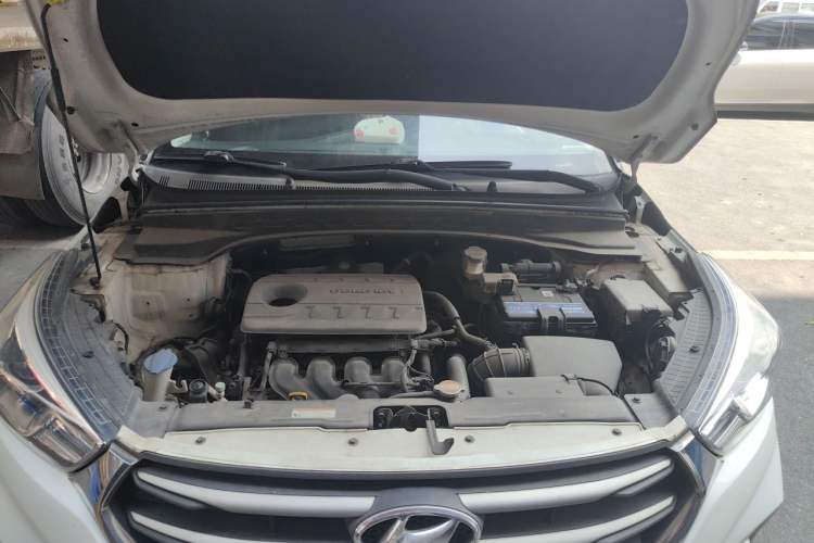 Used Hyundai ix25 2017 1.6L Automatic Smart Version Engine Bay