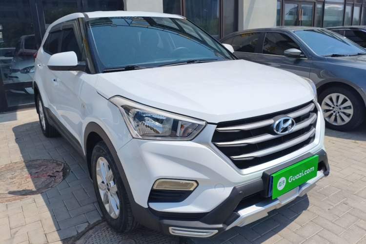 Used Hyundai ix25 2017 1.6L Manual Fashion Model Exterior 1